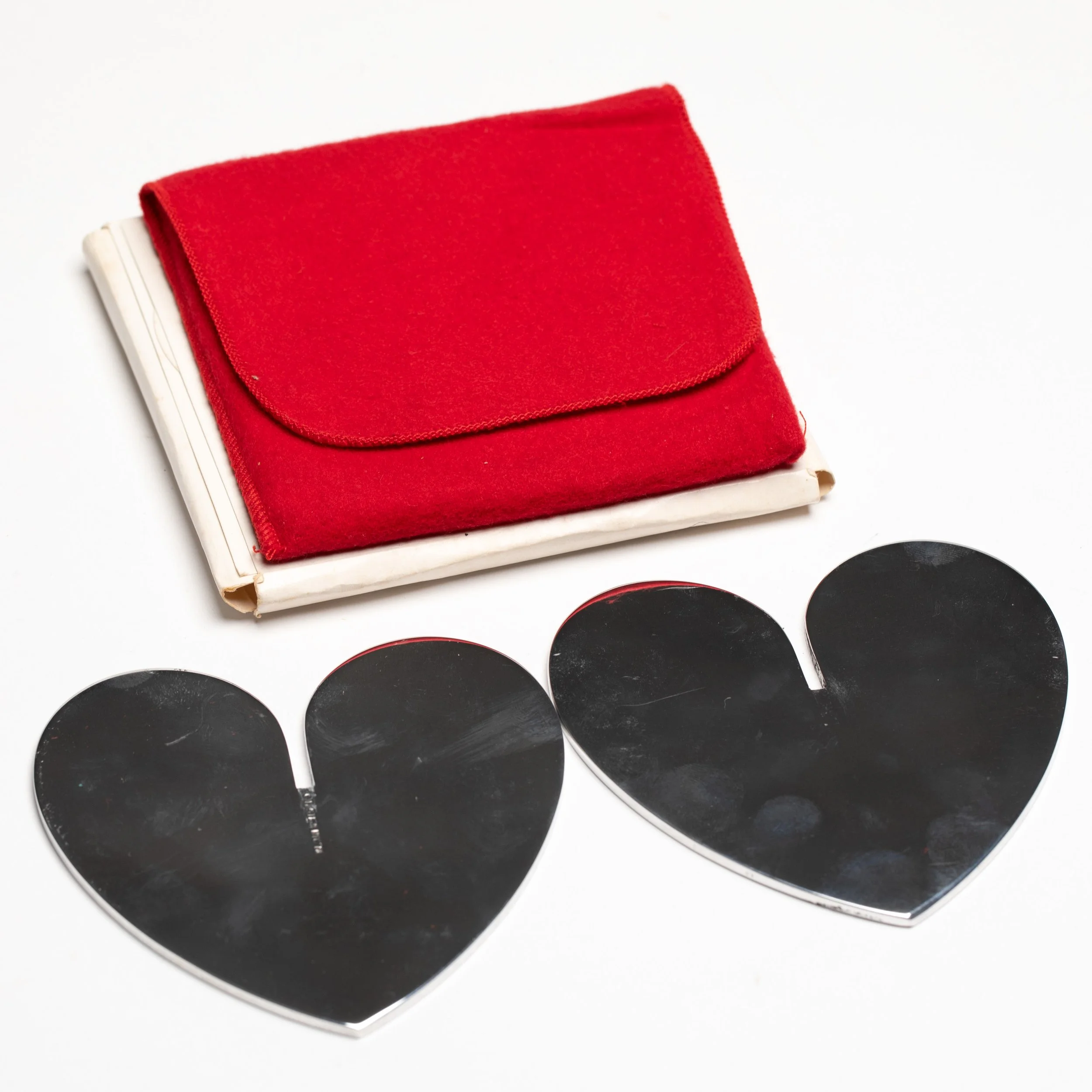 Merle Steir Two Hearts As One Desk Sculpture — HAMEL20
